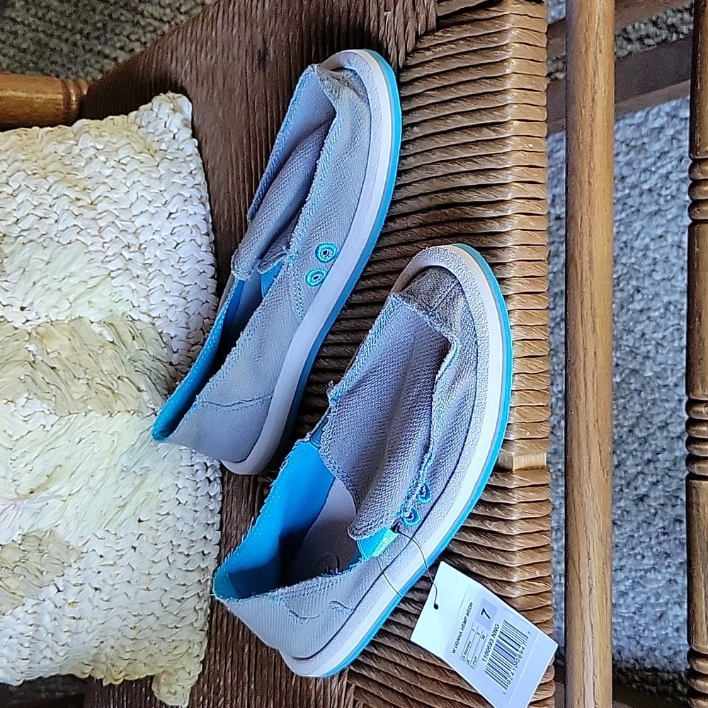 Sanuk W Donna Hemp Neon loafers, size 7